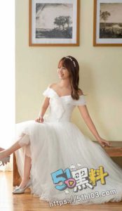 天津反差人妻冯沛沛 外表端庄私下给老公戴绿帽 人不可貌相啊！