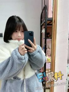 兄妹乱伦 妹妹去见男朋友之前也要先满足哥哥的无理要求！