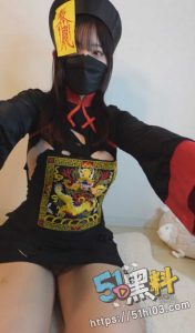 樱花妹化身小僵尸 被大肉棒的征服内射！现在都玩这么刺激了吗？