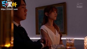 51黑料AV推荐～再见前女友依旧无法克制内心的冲动 “今晚请忘记你老公”