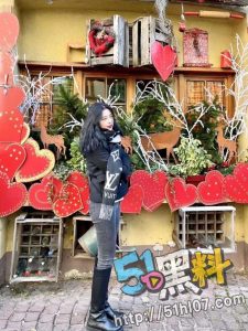 复旦大学反差女博士 沦陷渣男的温柔乡 玩的不亦乐乎！