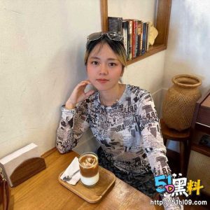 浙江少妇婚后风骚不减当年 私下出轨成瘾被老公发现 道歉后继续出轨！