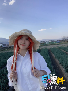 成都学院大学生女神赵子含 上学期间外出兼职外围  结果遇人不淑被金主曝光视频