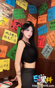 气质御姐背着男友献身金主 撅起屁股舔吃鸡巴的样子真骚！