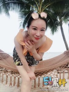 如何走进富婆的心房 让自己少奋斗20年 学会这些你就不缺逼操！