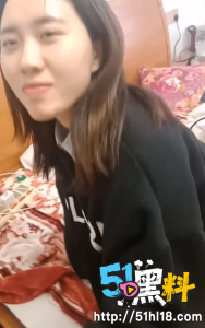 打麻将认识的少妇 没想到还是个无毛白虎 偷情时撞见她老公回来！