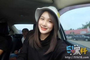 海外航空公司实习生 刚出社会就勾搭上大哥 混血脸蛋看的让人着迷！