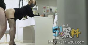 性感策划师米菲兔黑丝足交挑逗新郎  办公桌上失控后入提前享受洞房夜