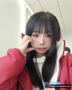 山西学生妹自慰勾引炮友 被老师发现 视频全校疯传