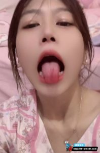 广东甜美洛丽塔欢欢 为金主定制大尺度全裸视频合集曝光