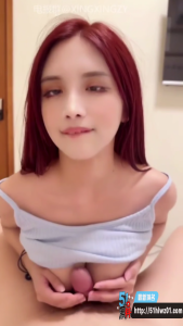 FansOne极品网黄 Ash艾希 最新视频席卷网络  嫩妹狂秀口技吞吐自如  尺度炸裂让人血脉喷张